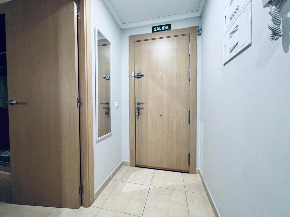 Palm Life Apartment - Free Parking Vila-real Esterno foto
